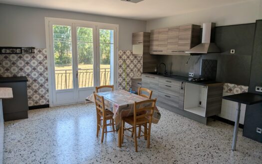 Grande maison rénovée