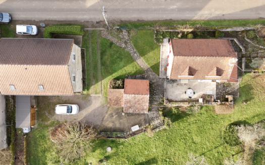 Ensemble de deux maisons