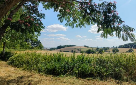 Petite maison à rénover avec vue exceptionnelle