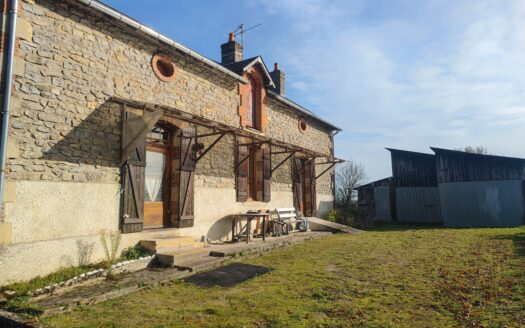 Maison de campagne avec jolie vue