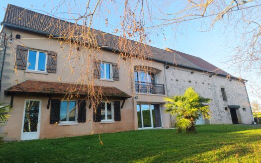 Grande maison de caractère