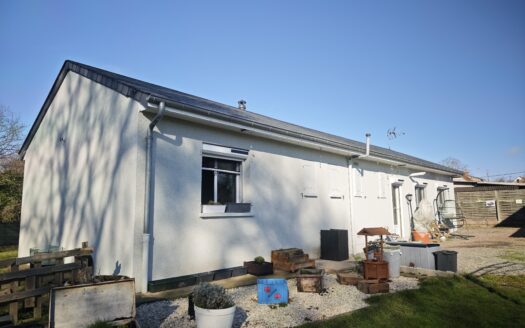 Maison de plain pied avec grand terrain